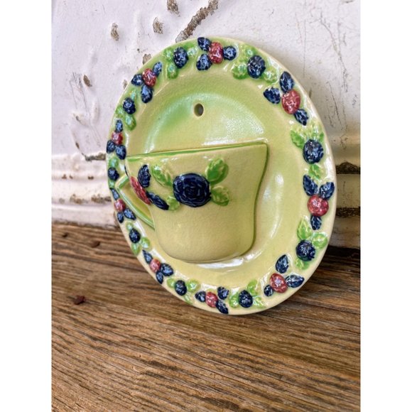 Vintage 1940s Pair Green Teacup Wall Pocket Vases Floral - Picture 4 of 12